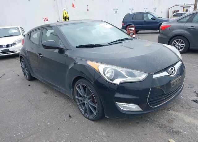2013 HYUNDAI Veloster
