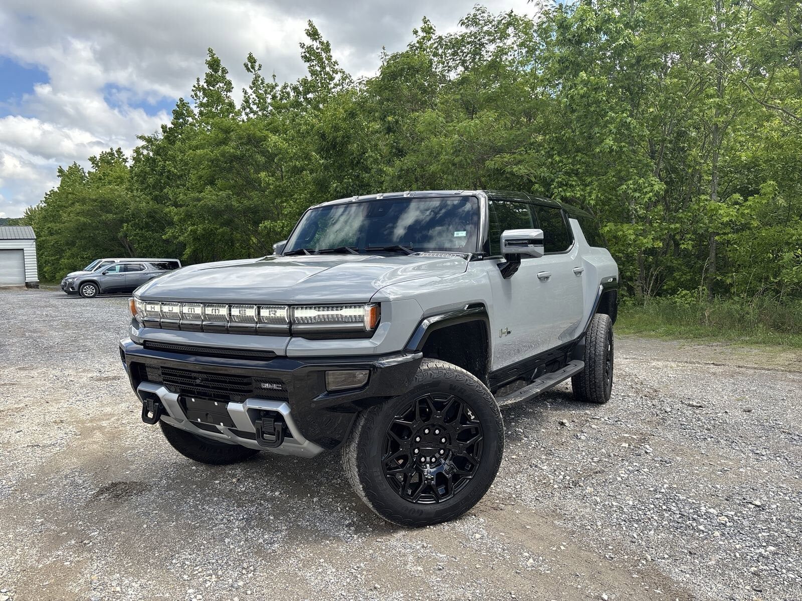 2025 GMC Hummer EV SUV