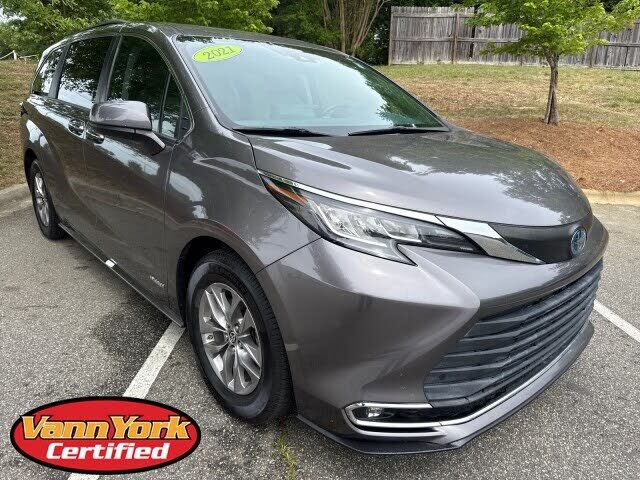 2021 Toyota Sienna