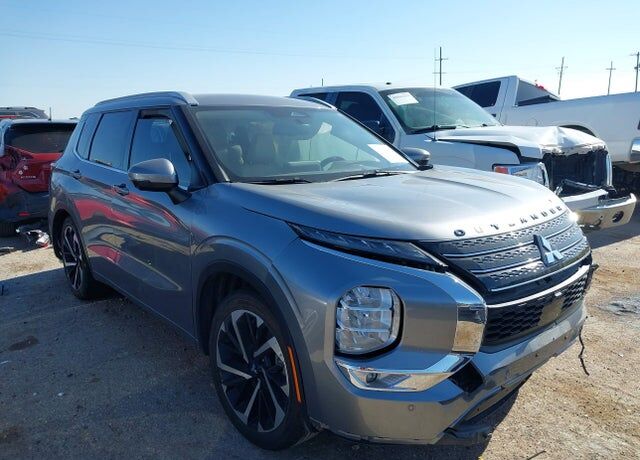 2024 MITSUBISHI Outlander