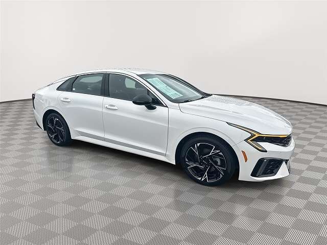 2025 KIA K5