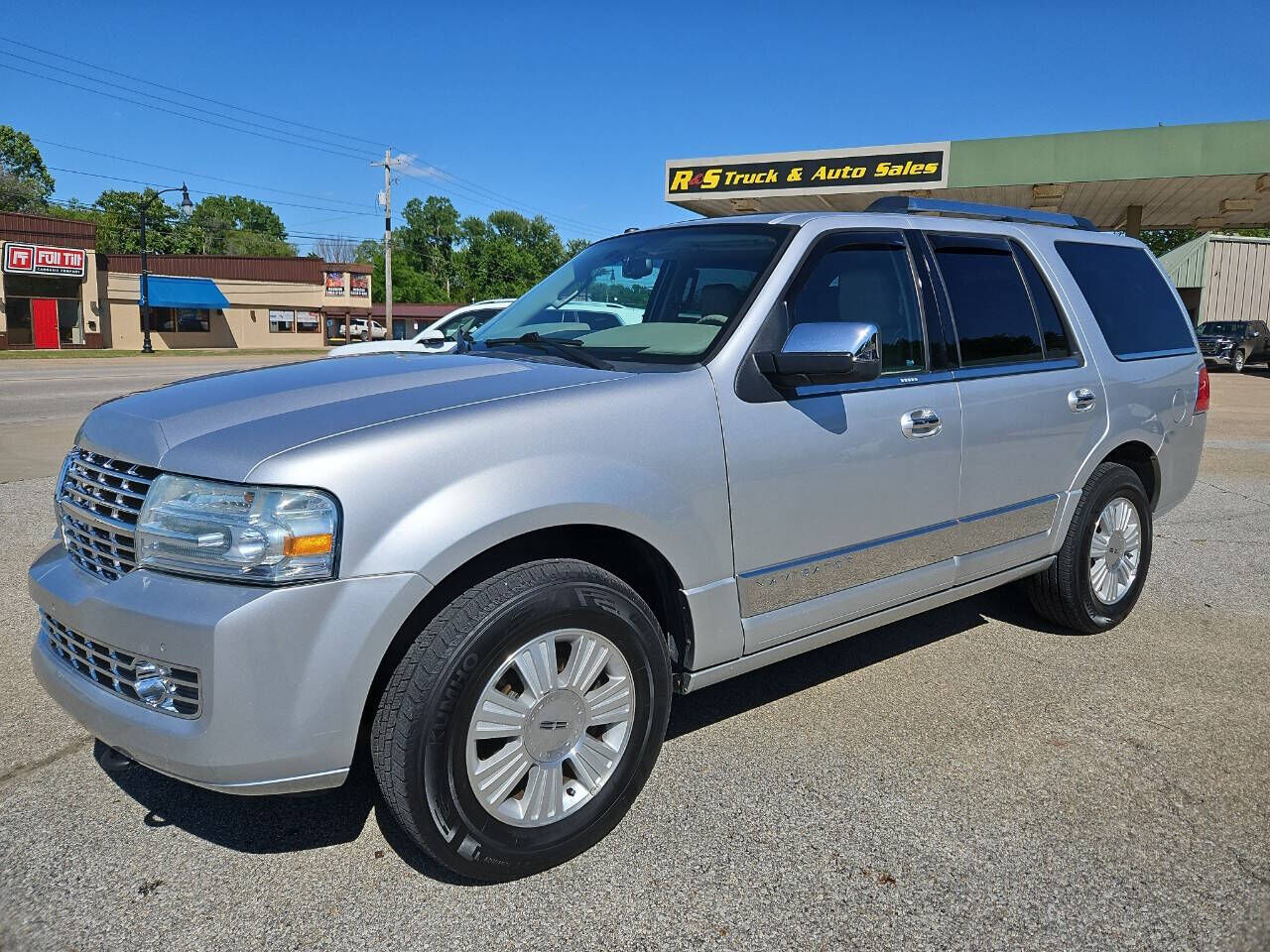 2010 LINCOLN Navigator