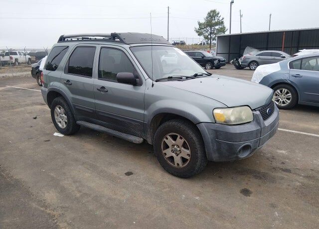 2005 FORD Escape