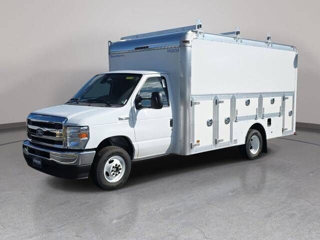 2026 FORD E-350