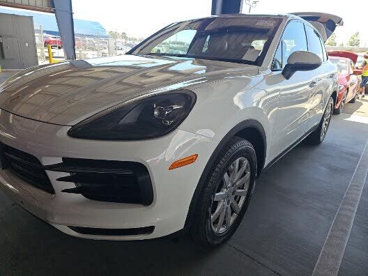 2019 PORSCHE Cayenne