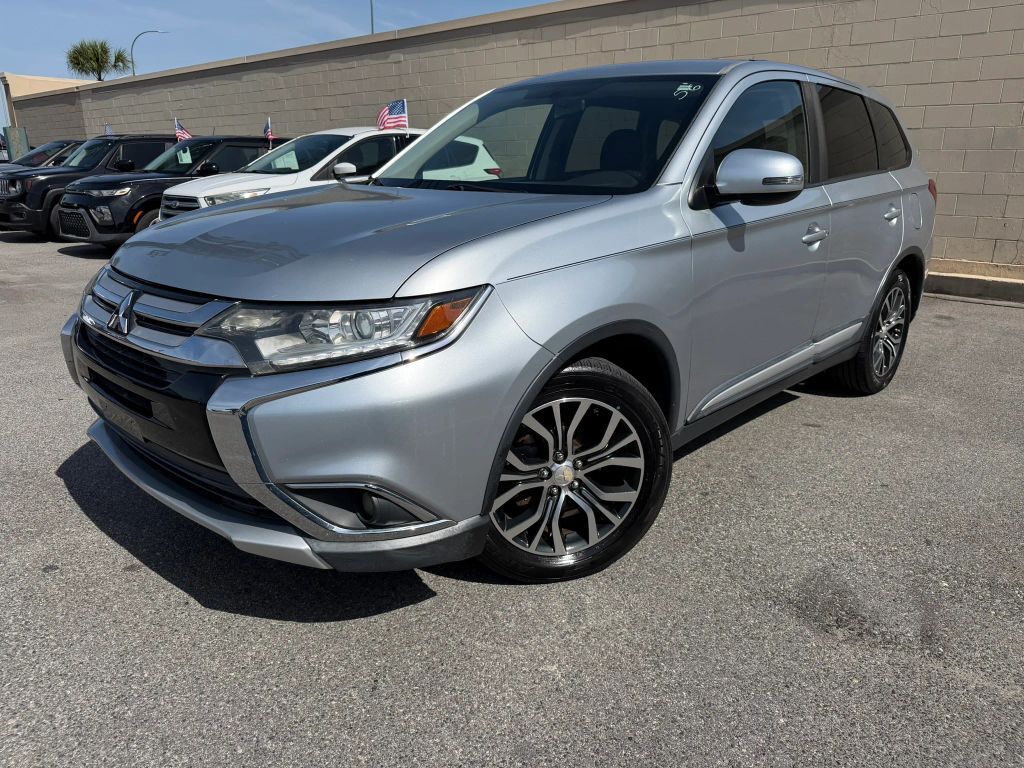 2017 MITSUBISHI Outlander