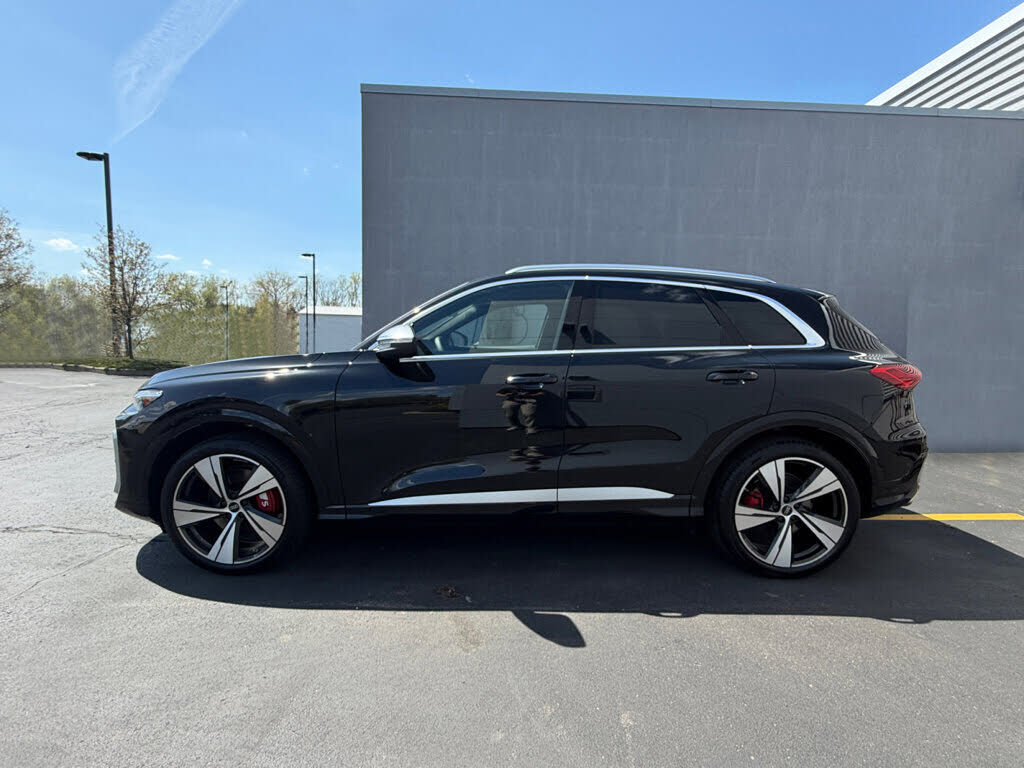 2025 Audi SQ5