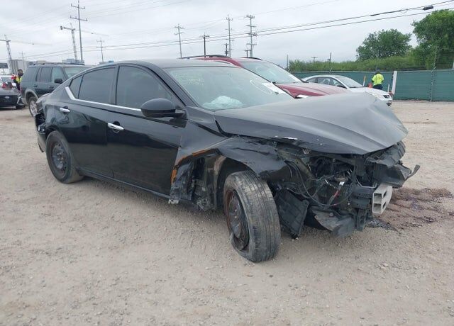 2019 NISSAN Altima