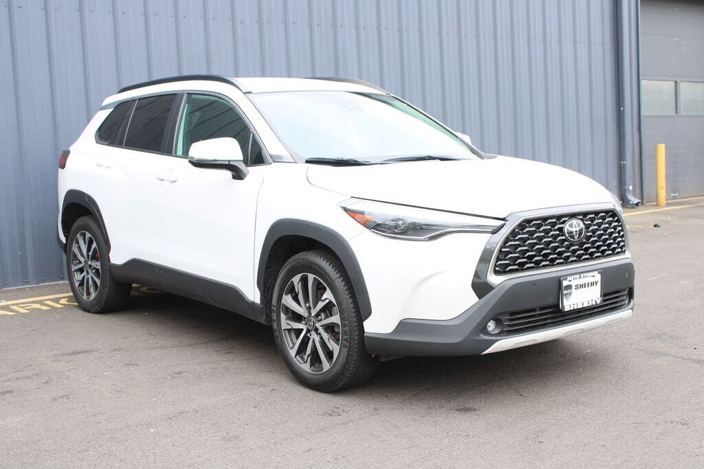 2022 TOYOTA COROLLA