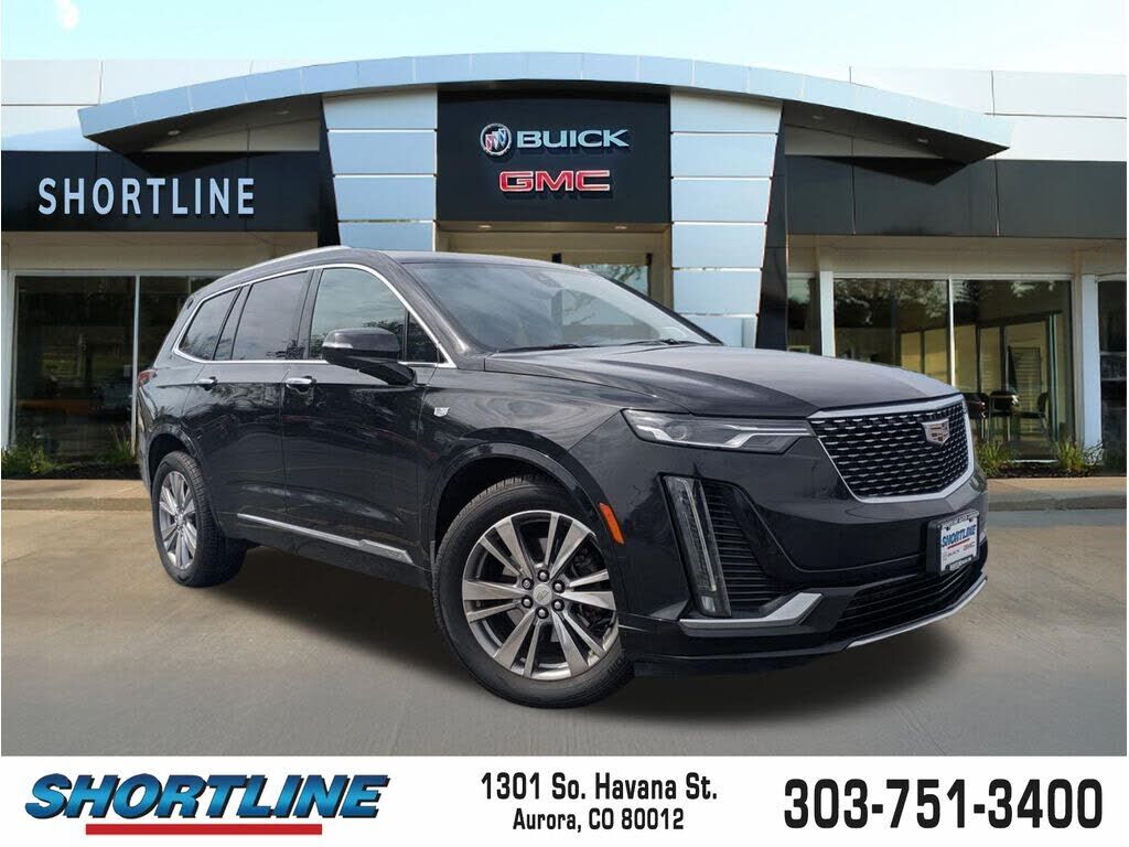 2022 CADILLAC XT6