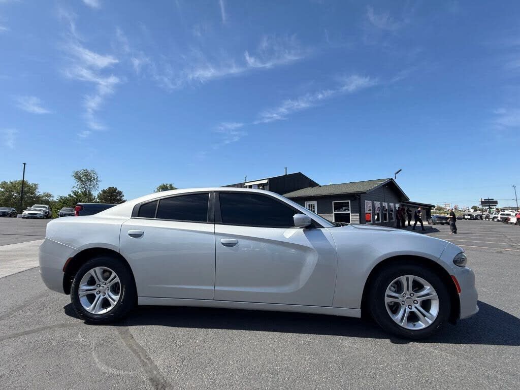 2022 DODGE Charger