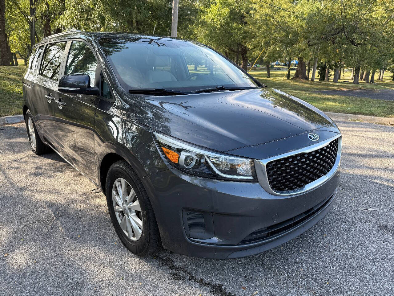 2016 KIA Sedona