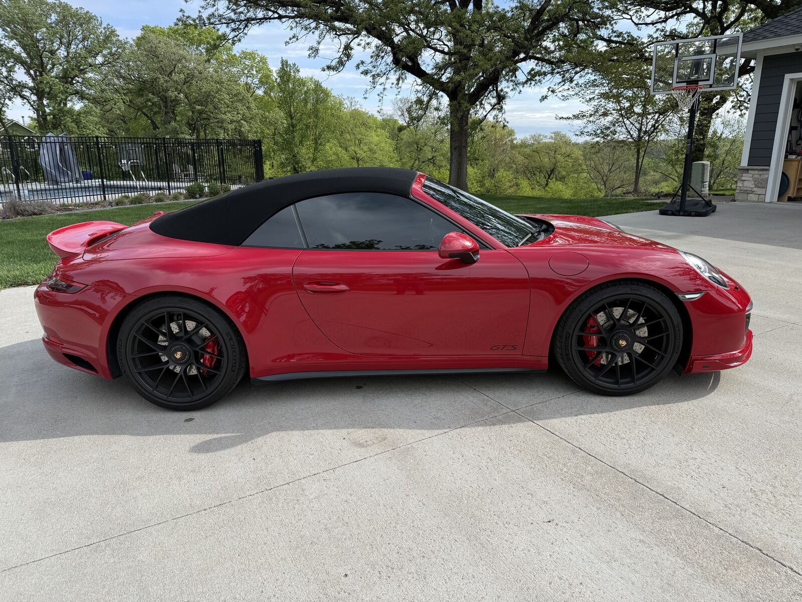 2018 PORSCHE 911