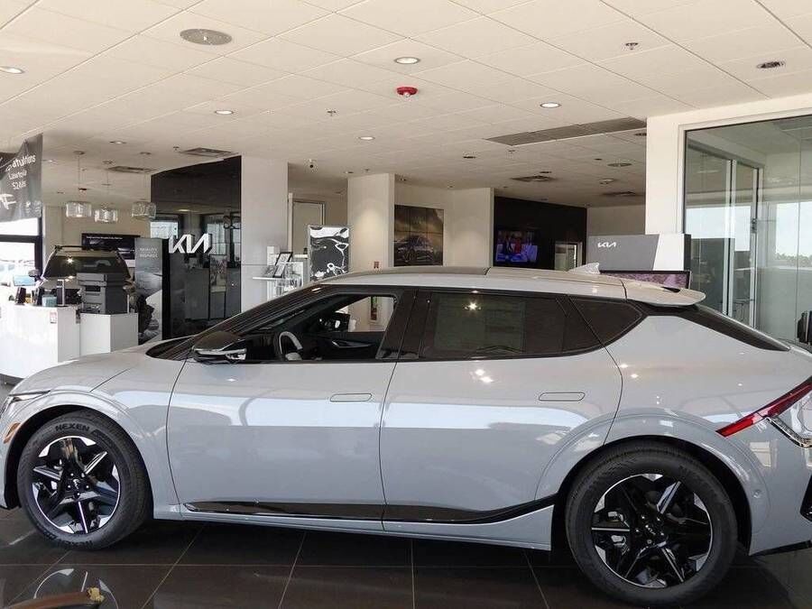 2025 KIA EV6