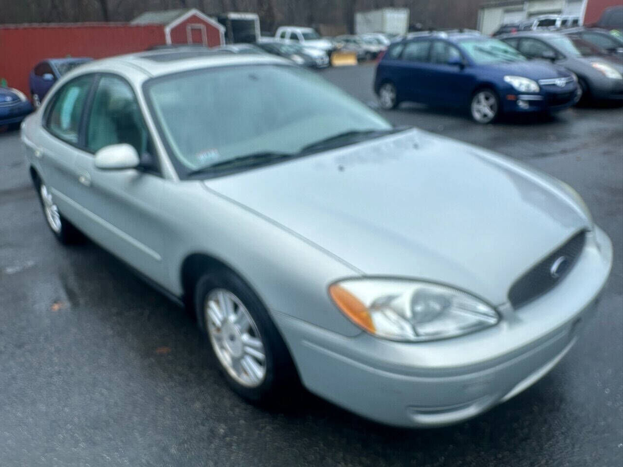 2005 FORD Taurus