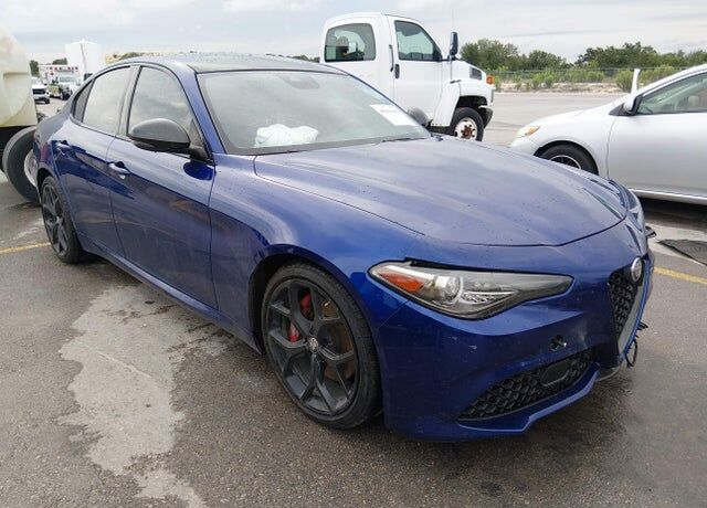 2020 ALFA ROMEO Giulia