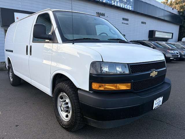 2021 CHEVROLET Express