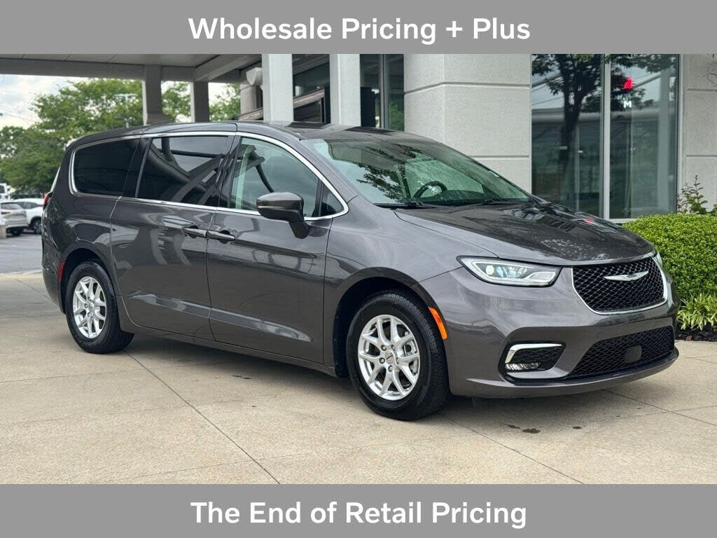 2023 CHRYSLER Pacifica