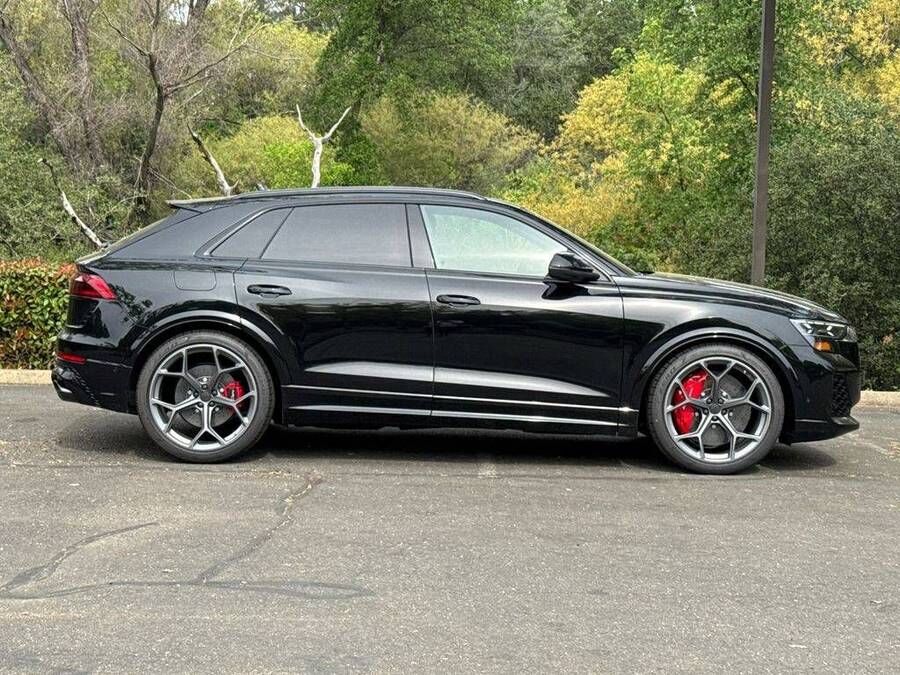 2026 Audi RS Q8