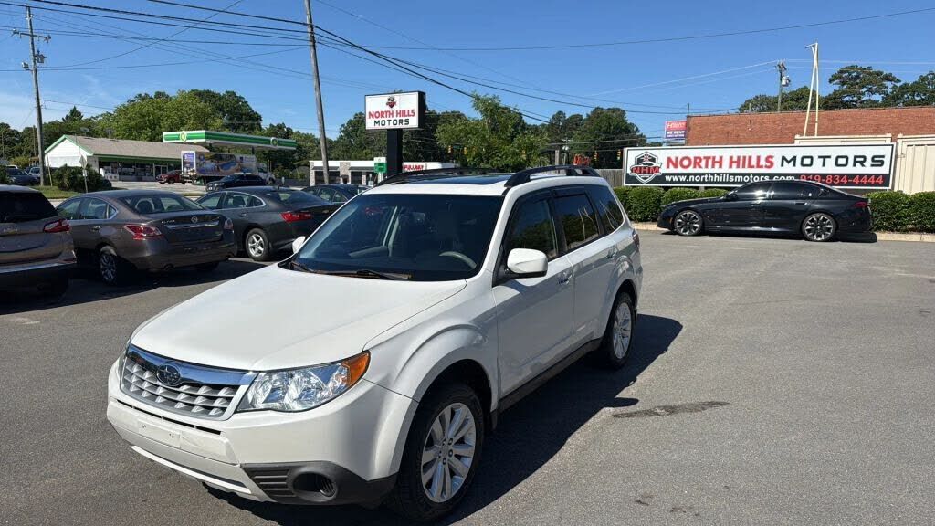 2013 SUBARU Forester