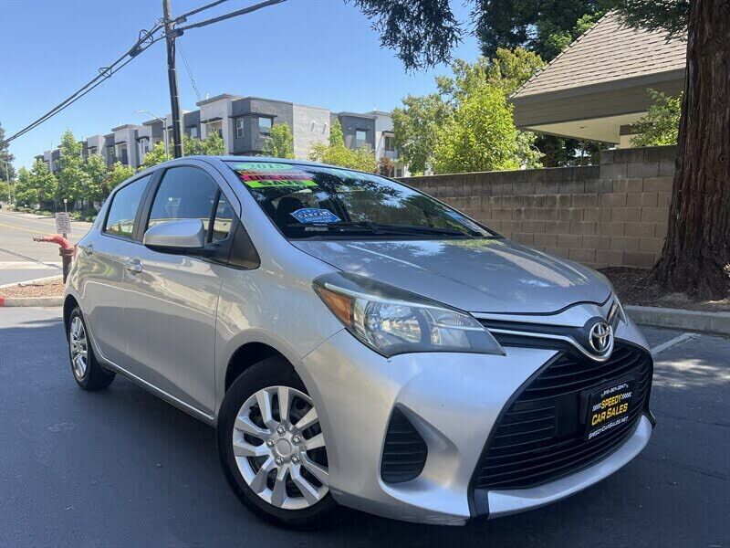 2015 TOYOTA Yaris