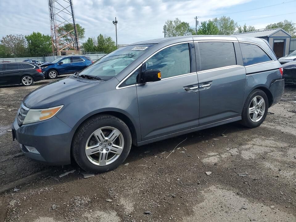 2012 HONDA Odyssey