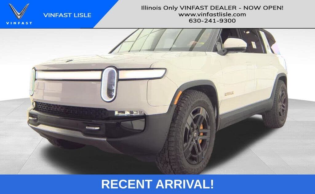 2024 RIVIAN R1S