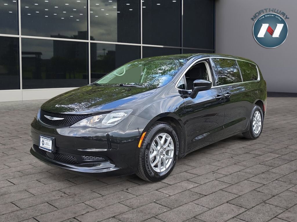 2022 CHRYSLER Pacifica