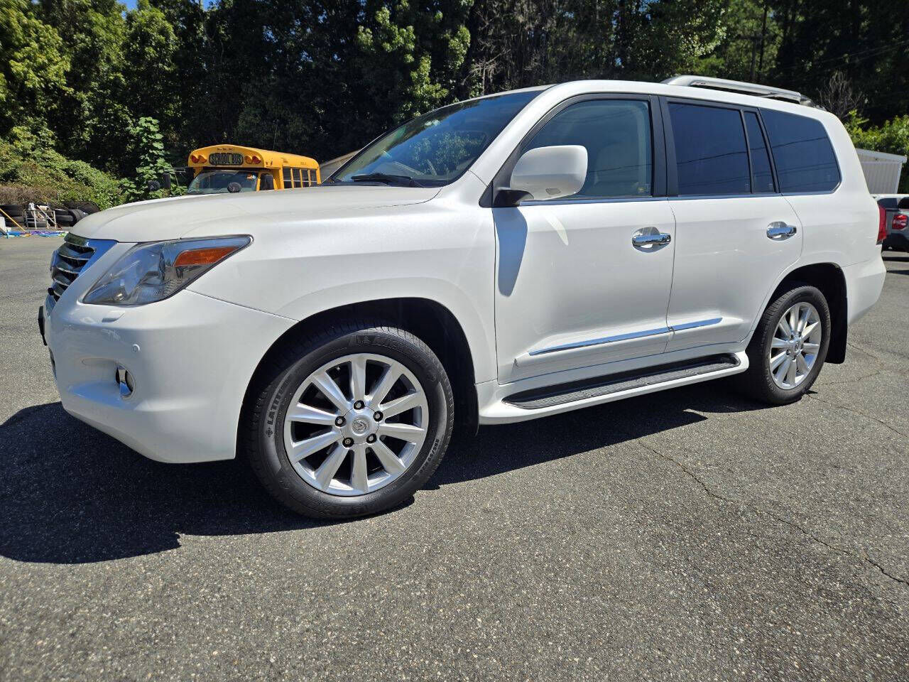 2010 LEXUS LX