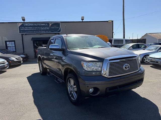 2011 TOYOTA Tundra