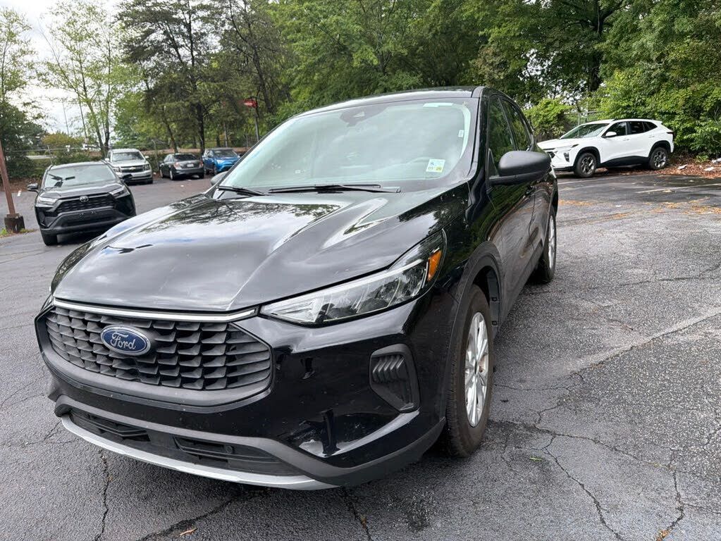 2025 FORD Escape
