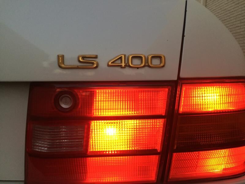 1997 LEXUS LS
