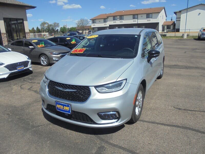 2024 CHRYSLER Pacifica