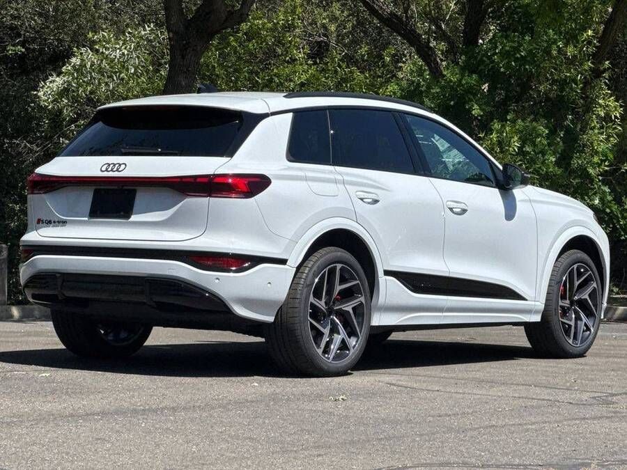 2027 Audi SQ6