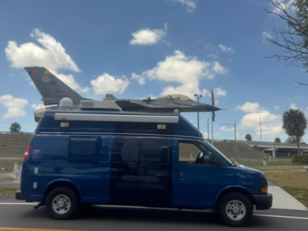 2013 CHEVROLET Express
