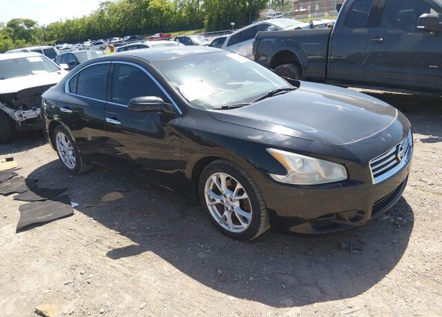 2012 NISSAN Maxima