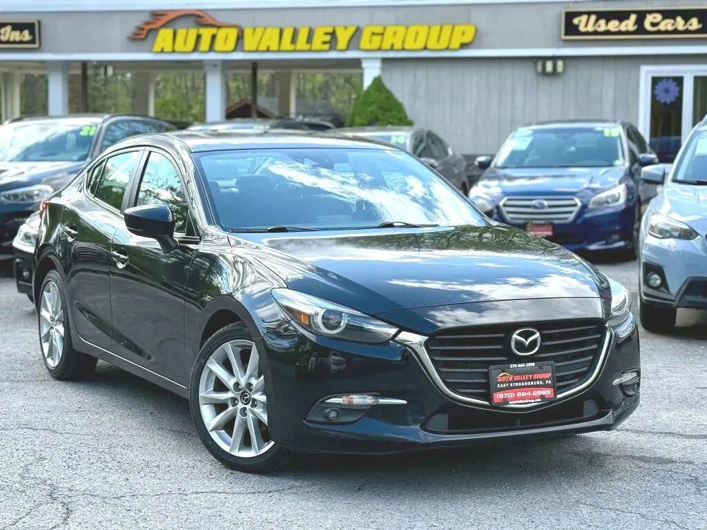 2018 MAZDA Mazda3