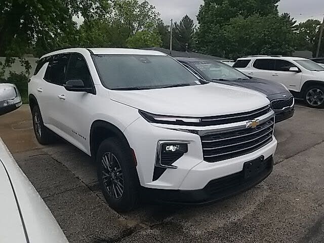 2025 CHEVROLET Traverse