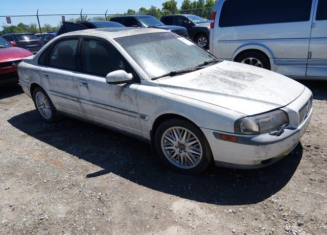 2002 VOLVO S80