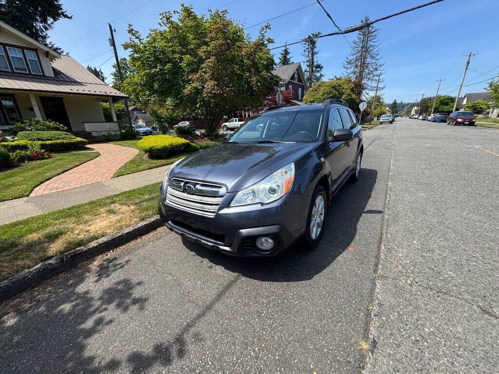 2014 SUBARU Outback