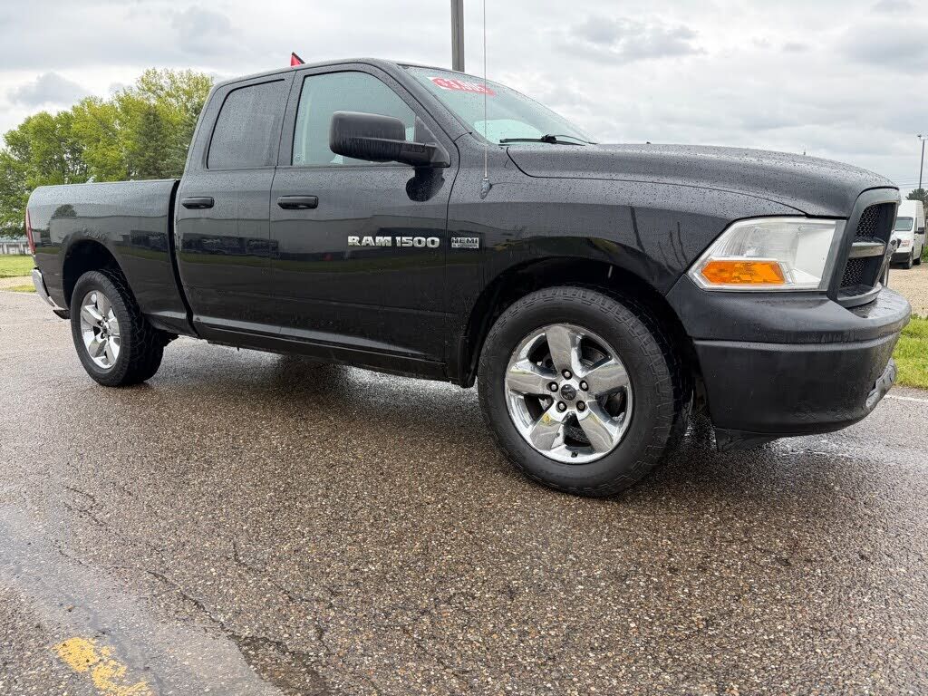 2012 DODGE Ram