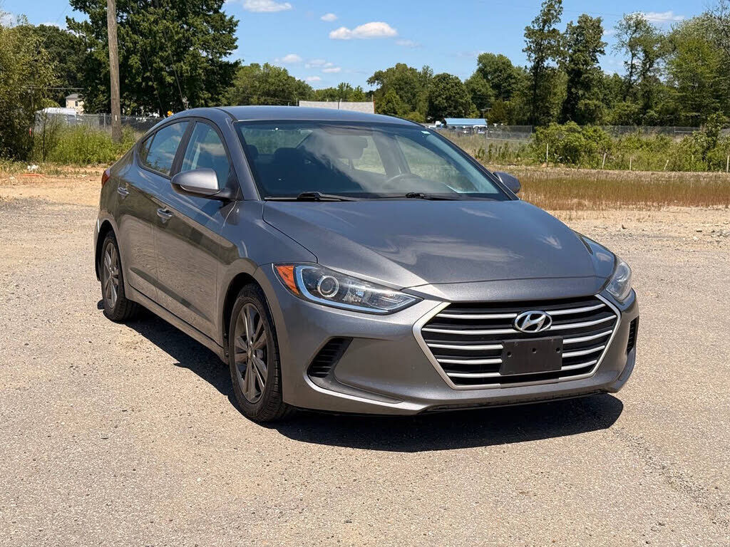 2018 HYUNDAI Elantra