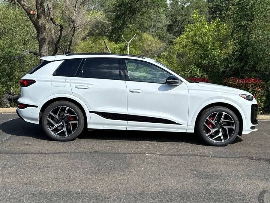 2027 Audi SQ6