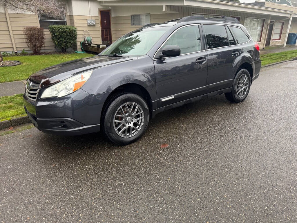 2011 SUBARU Outback