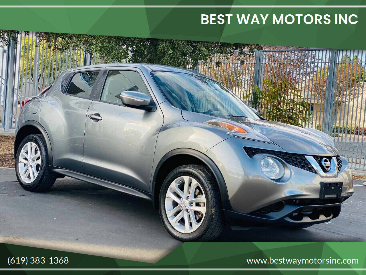 2015 NISSAN Juke