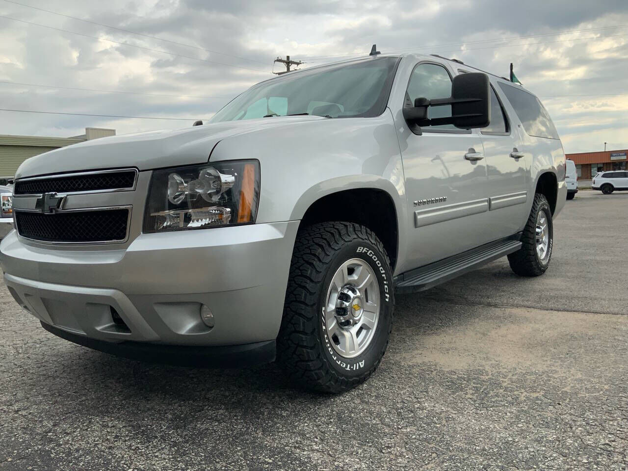 2011 CHEVROLET Suburban
