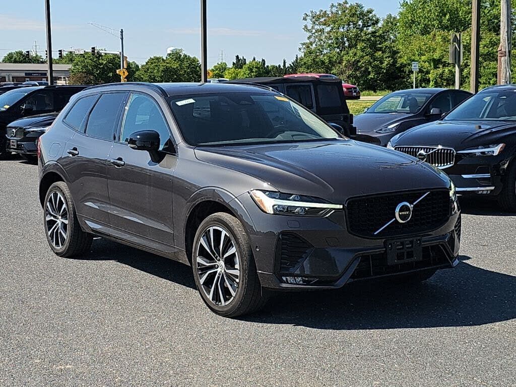 2023 VOLVO XC60