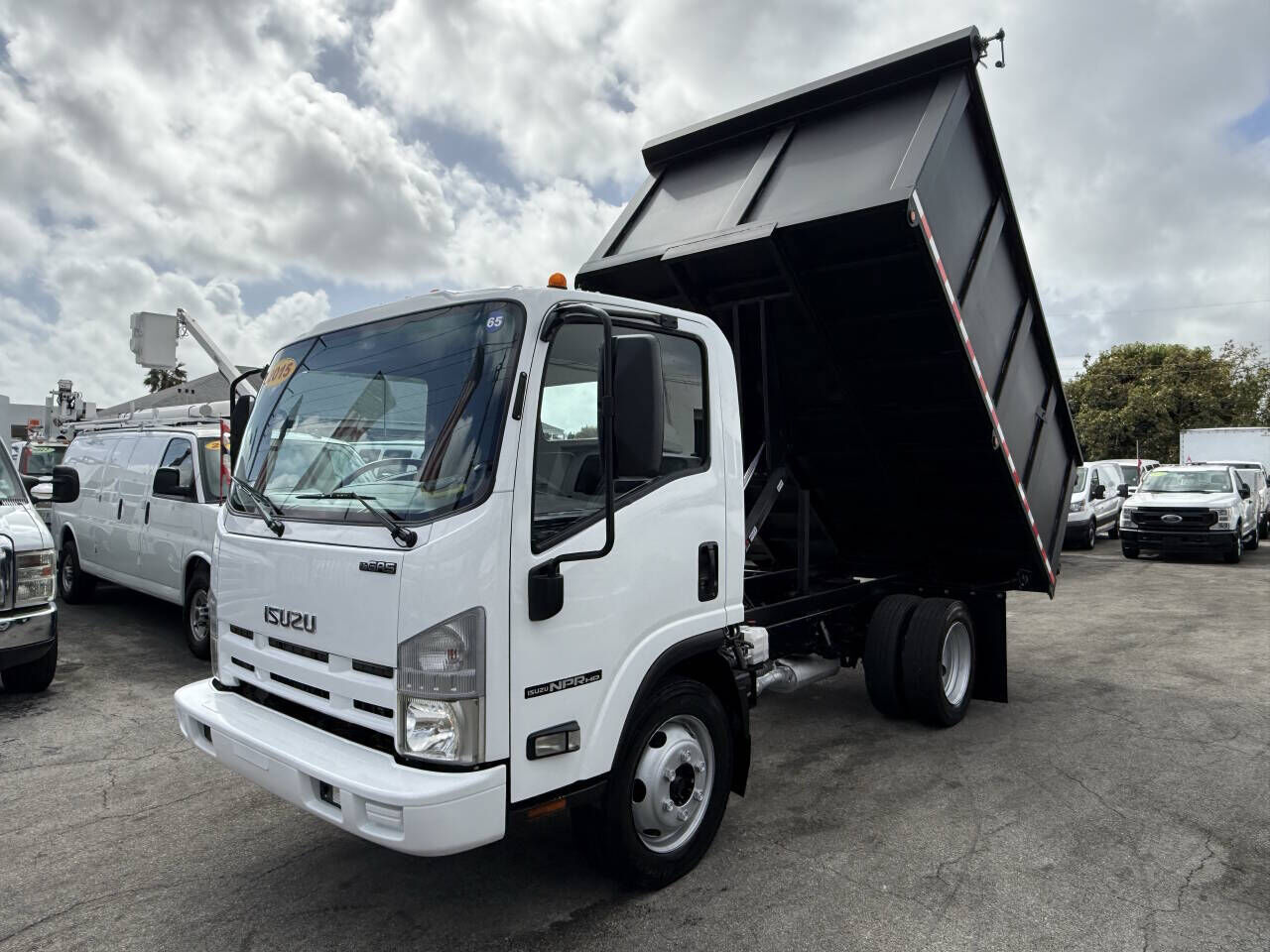 Isuzu NPR/NPR-HD