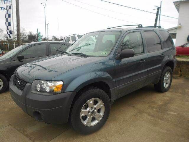 2005 FORD Escape