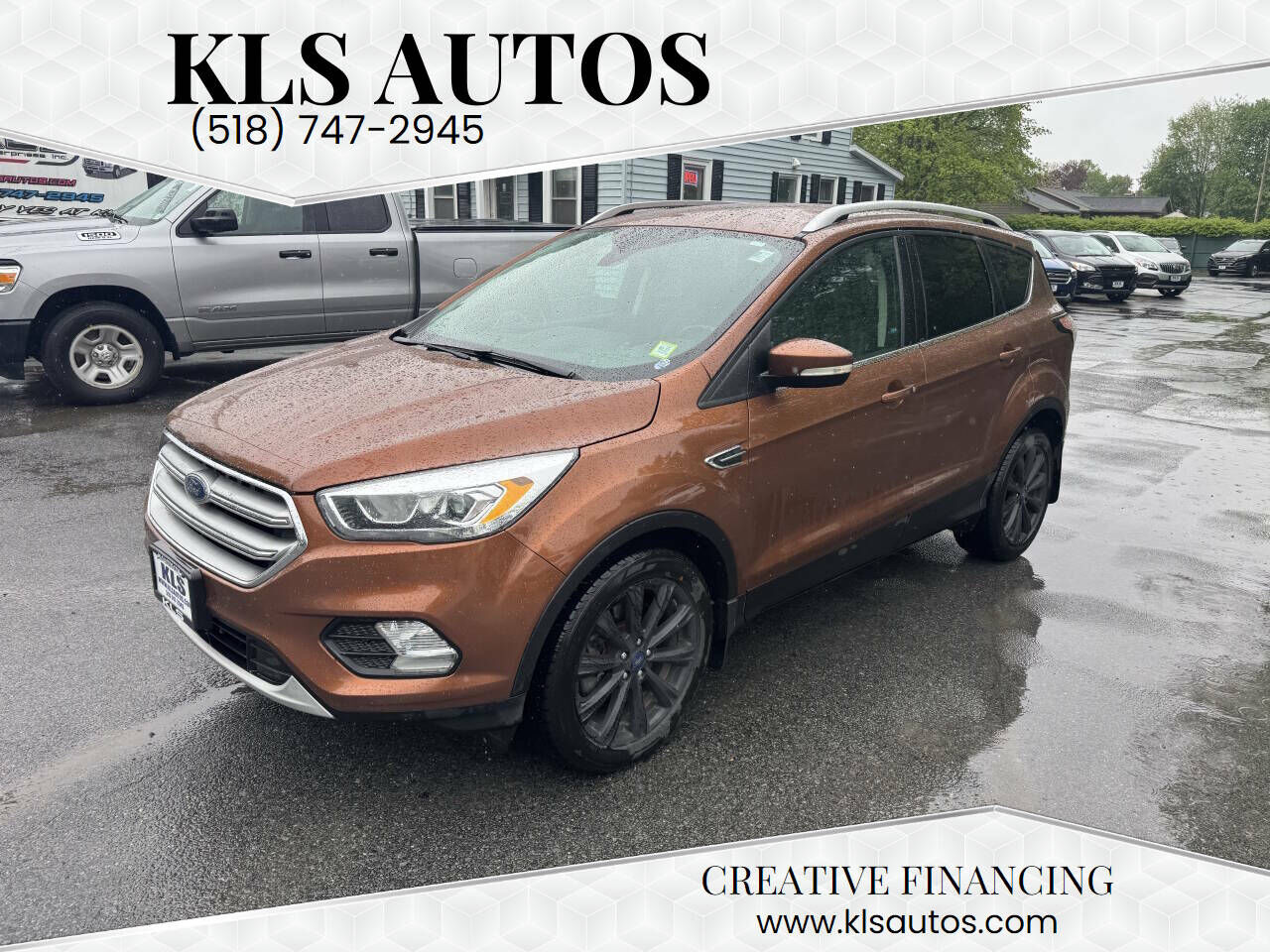 2017 FORD Escape